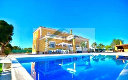 Vista exterior de Casa o xalet de lloguer en Elche / Elx amb Piscina i Moblat