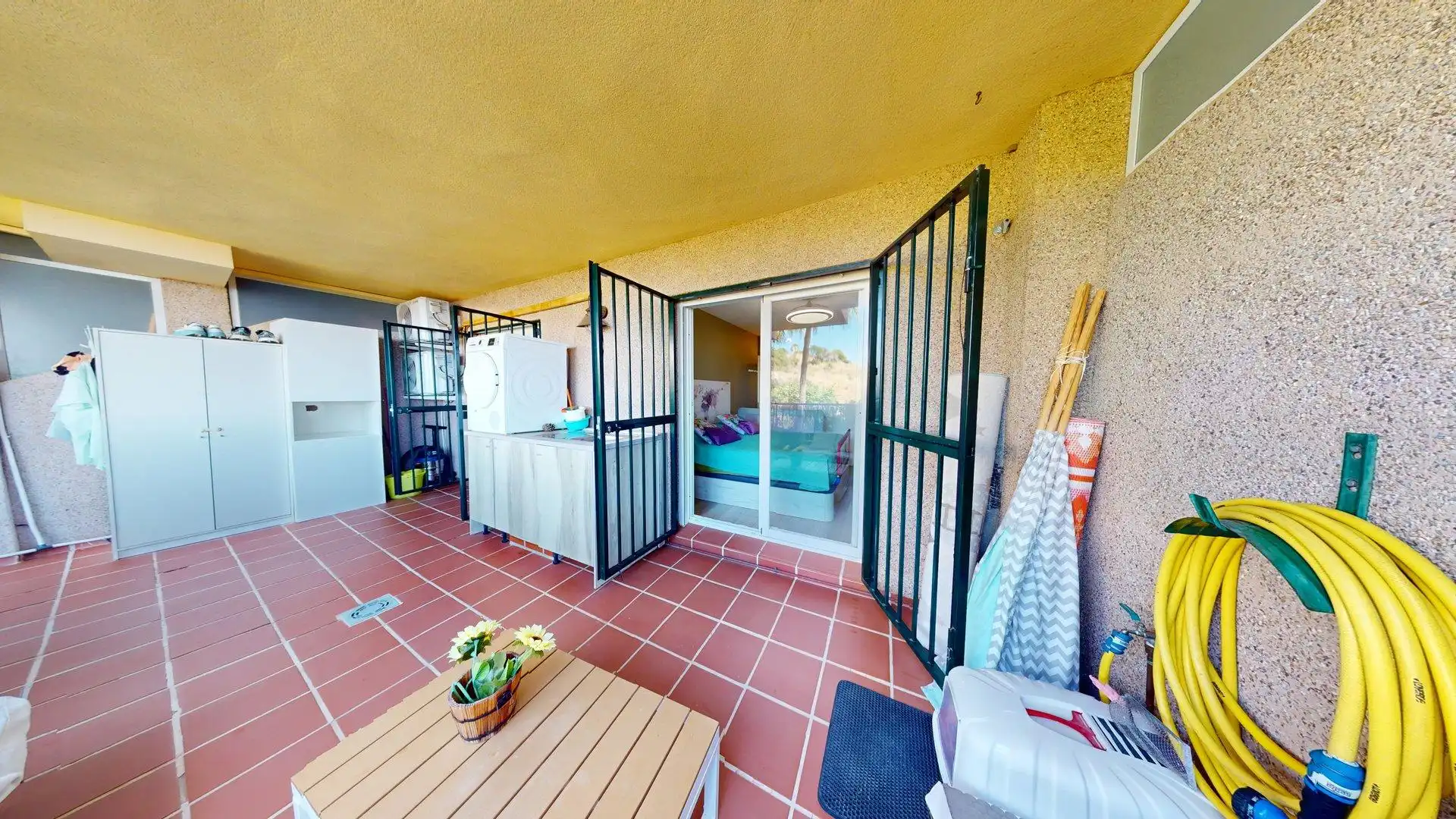 Terraza de Piso en venta en Mijas con Aire acondicionado, Calefacción y Jardín privado
