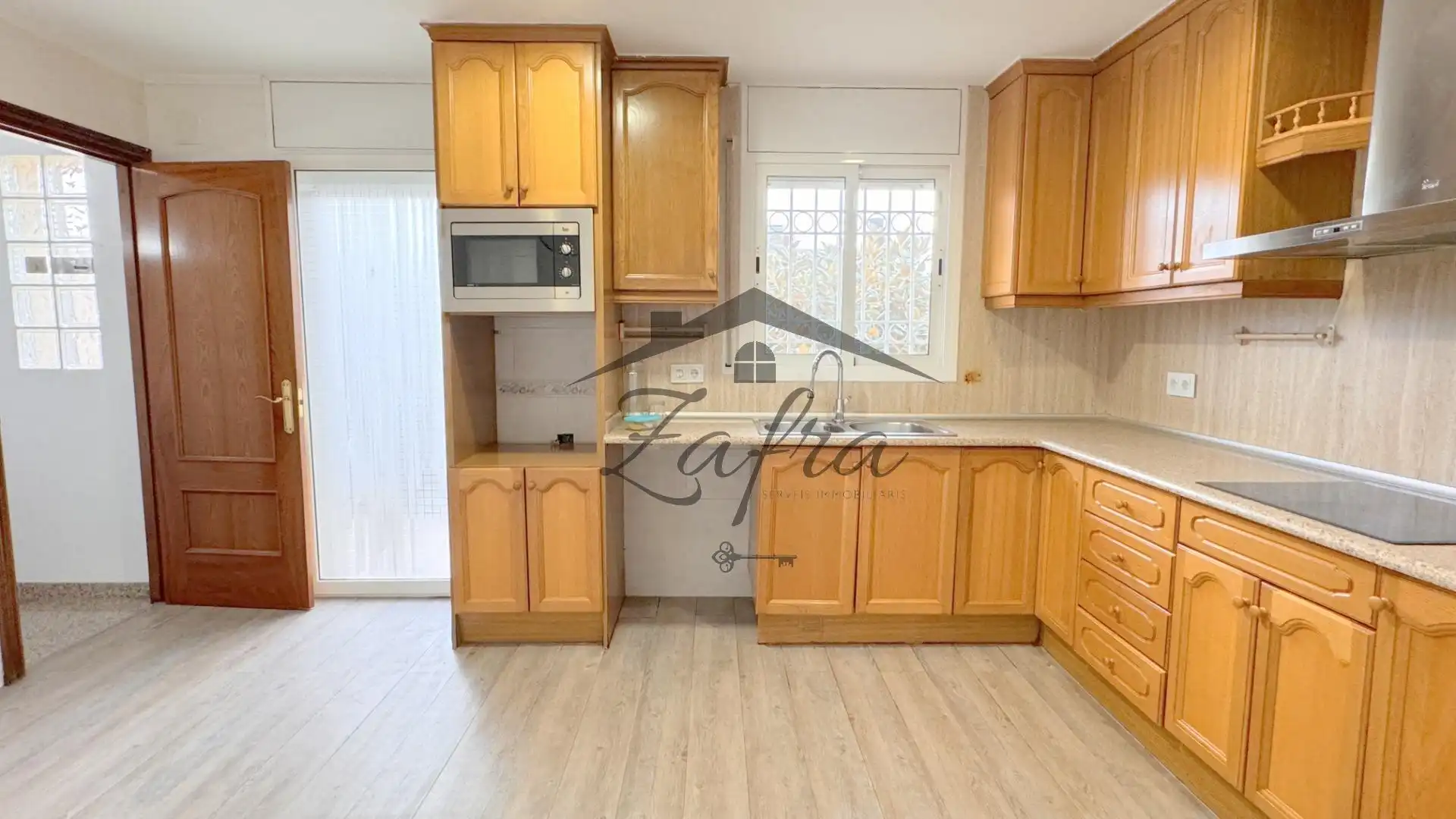 Detached homes for sale in Maçanet de la Selva pueblo