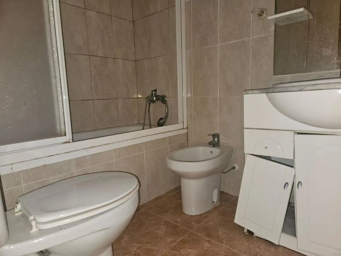 Bathroom of Flat for sale in Águilas  with Terrace and Balcony