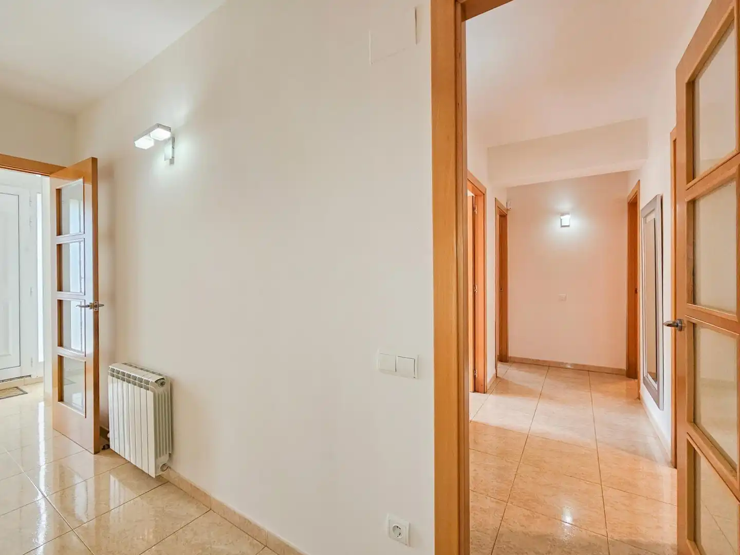 Ground floor for sale in Sabadell  with Heating and Storage room