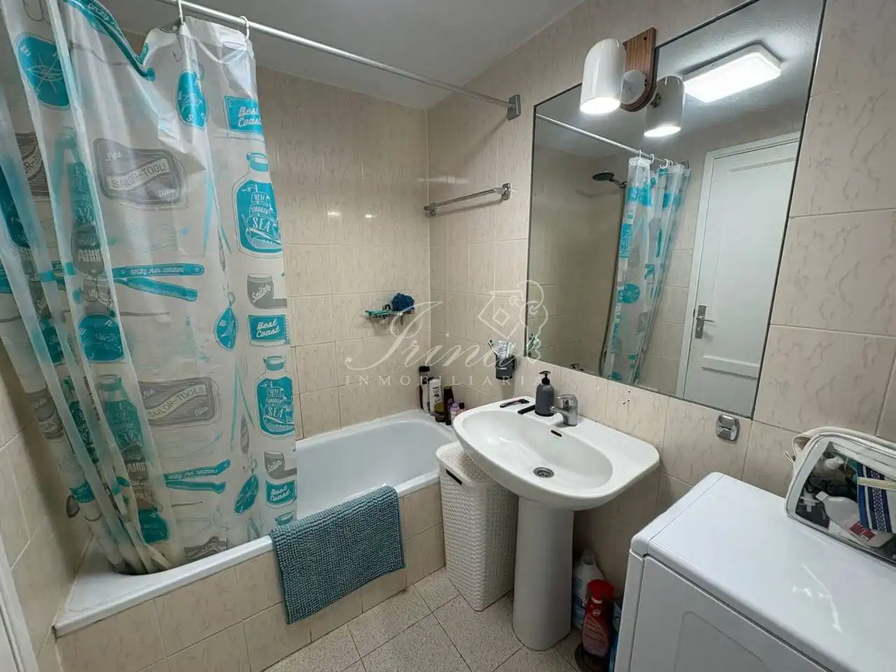 Baño de Piso en venta en Breña Baja con Balcón y Piscina comunitaria