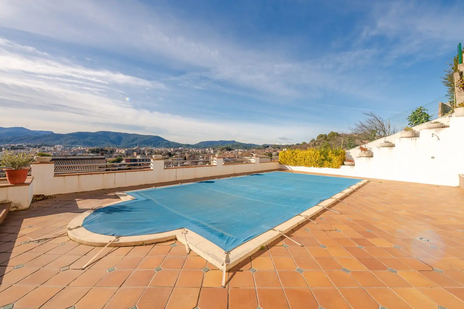 Piscina de Casa o chalet en venta en Banyoles con Terraza, Piscina y Balcón
