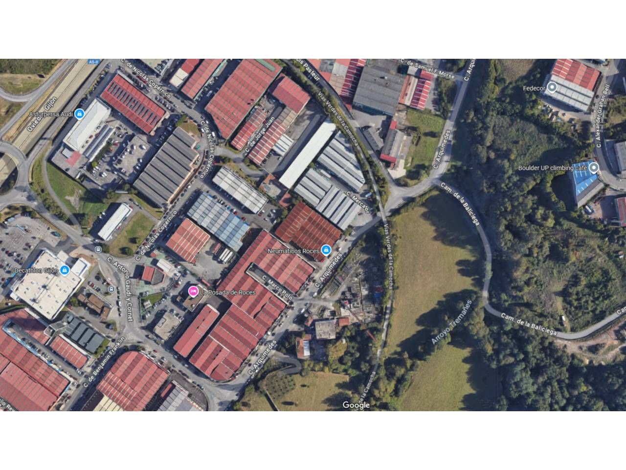 Industrial buildings to rent in Mercator, Nuevos Roces, Sur