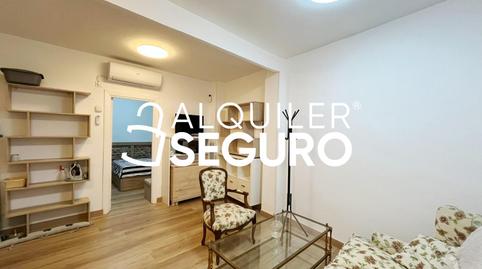 Foto 3 de Piso de alquiler en De Ruiz Palacios , Berruguete,  Madrid Capital