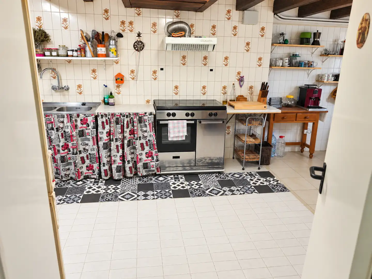 Cuina de Casa o xalet en venda en Rupit i Pruit amb Calefacció, Terrassa i Moblat