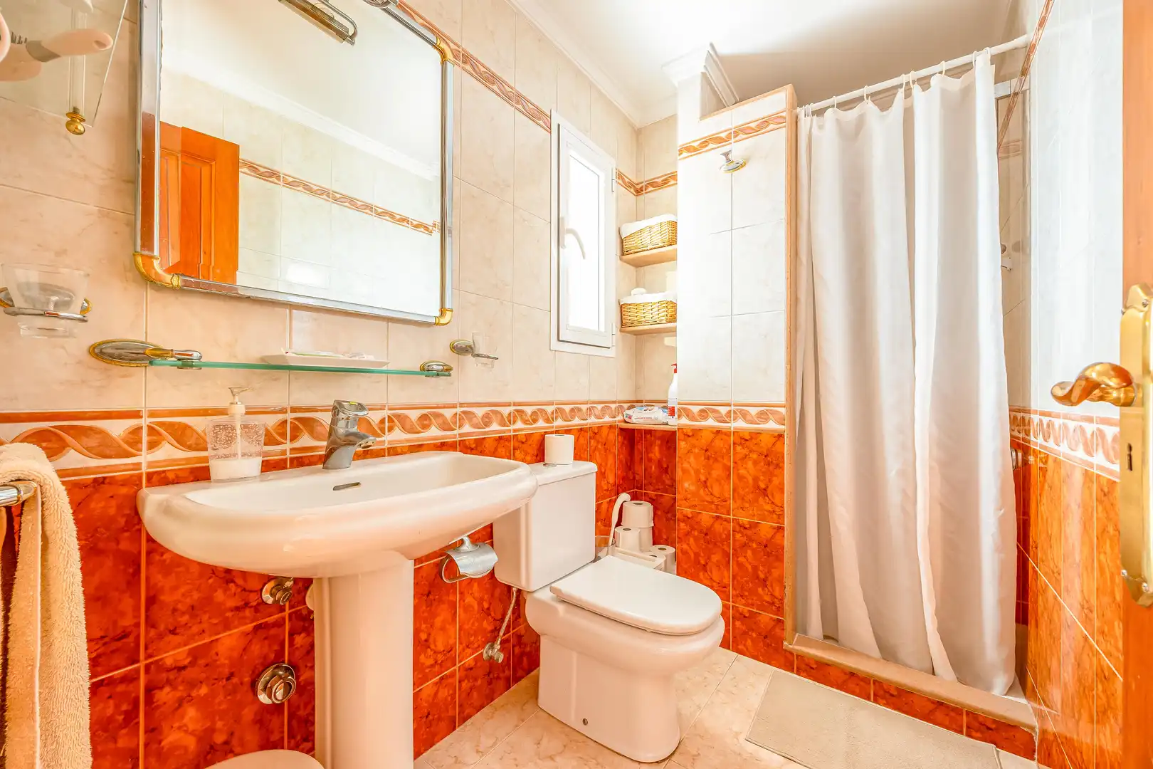 Bany de Casa o xalet en venda en Las Palmas de Gran Canaria amb Jardí privat, Terrassa i Traster