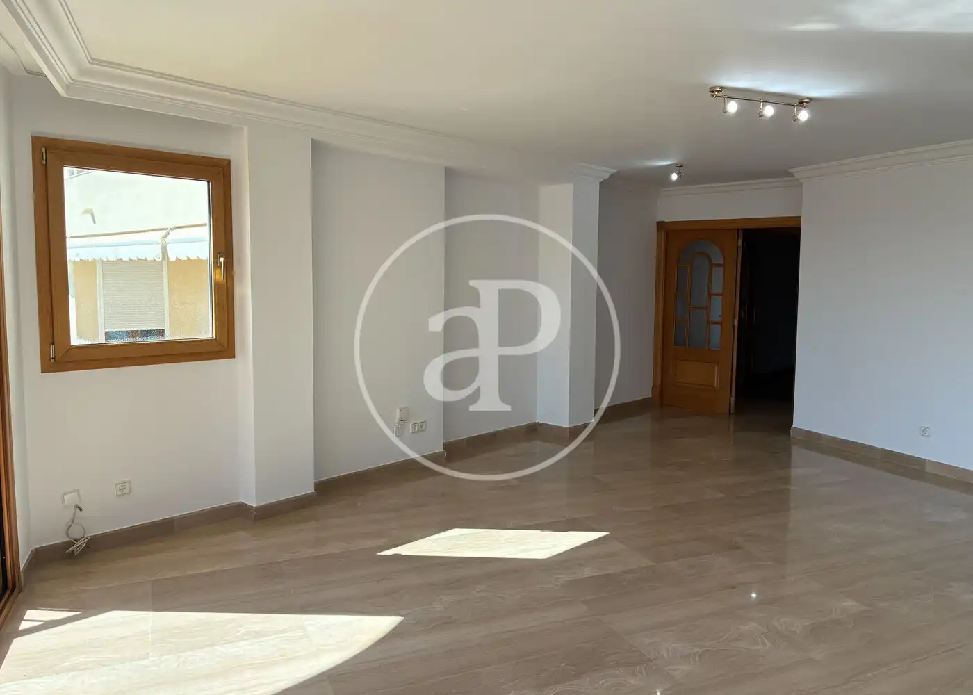 Piso con piscina en alquiler en Avinguda de Joan Miró, imagen 13