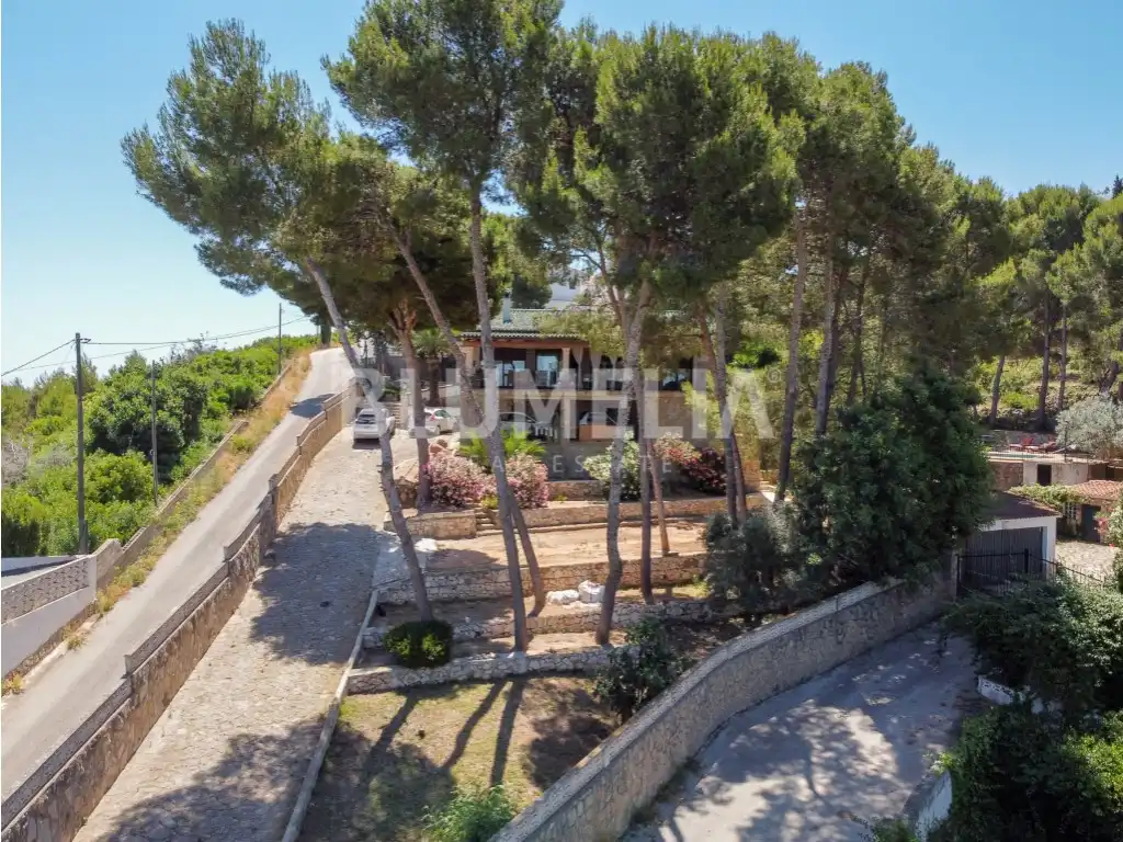 Houses for sale in Las Rotas / Les Rotes