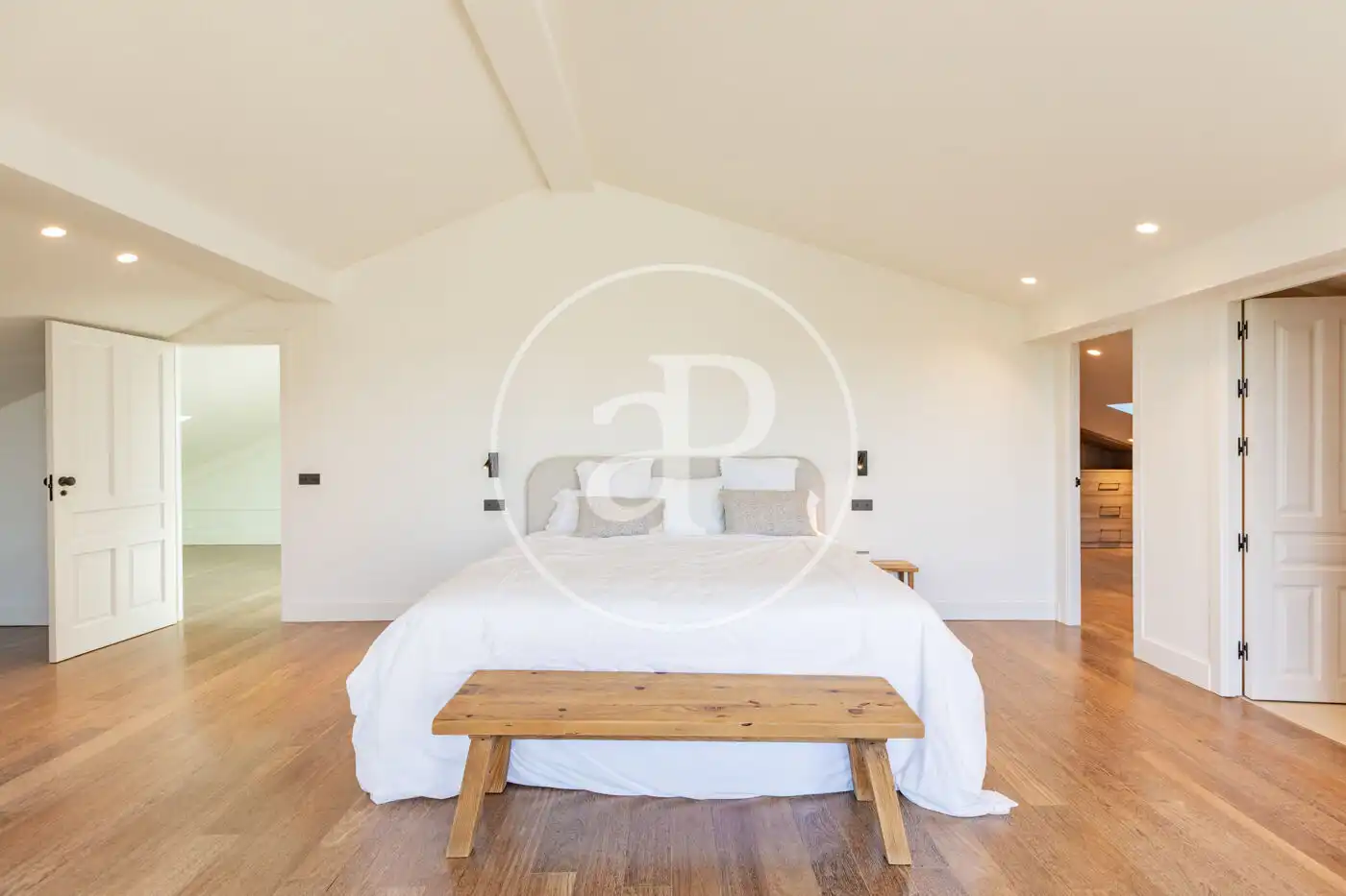 Bedroom of Houses for rent in Madrid  with Air Conditioner, Heating and Private garden