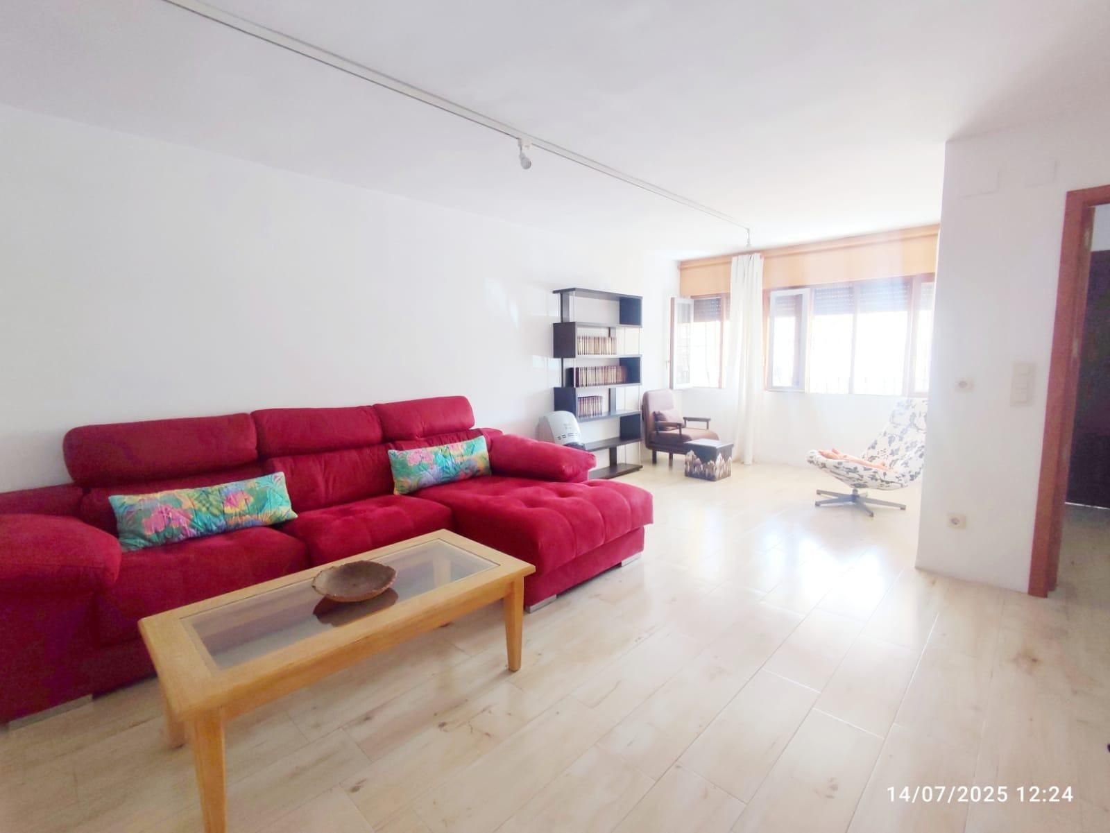 Sala d'estar de Casa adosada en venda en Cocentaina amb Calefacció, Jardí privat i Terrassa