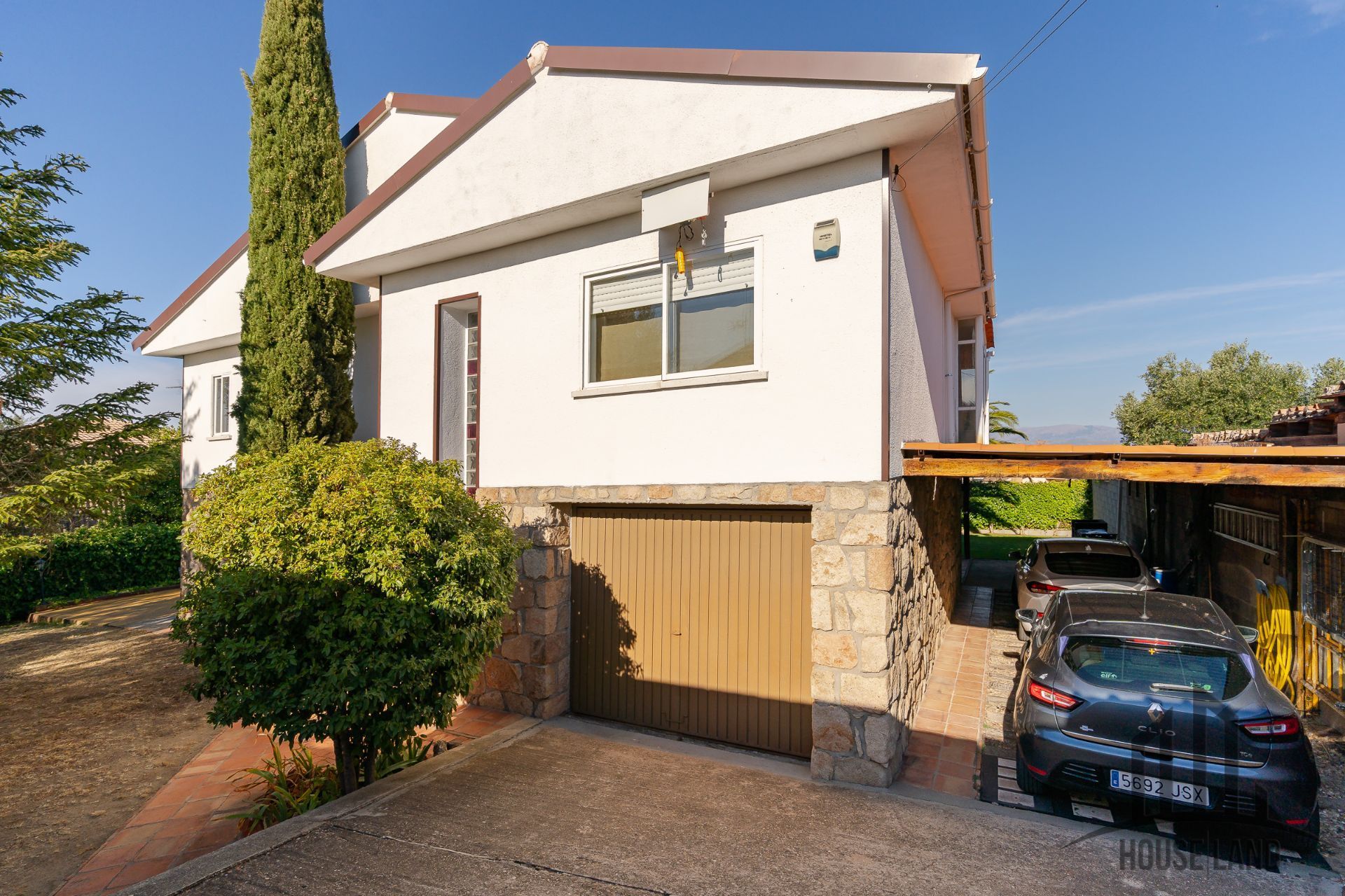 Exterior view of House or chalet for sale in El Casar  with Heating, Private garden and Storage room