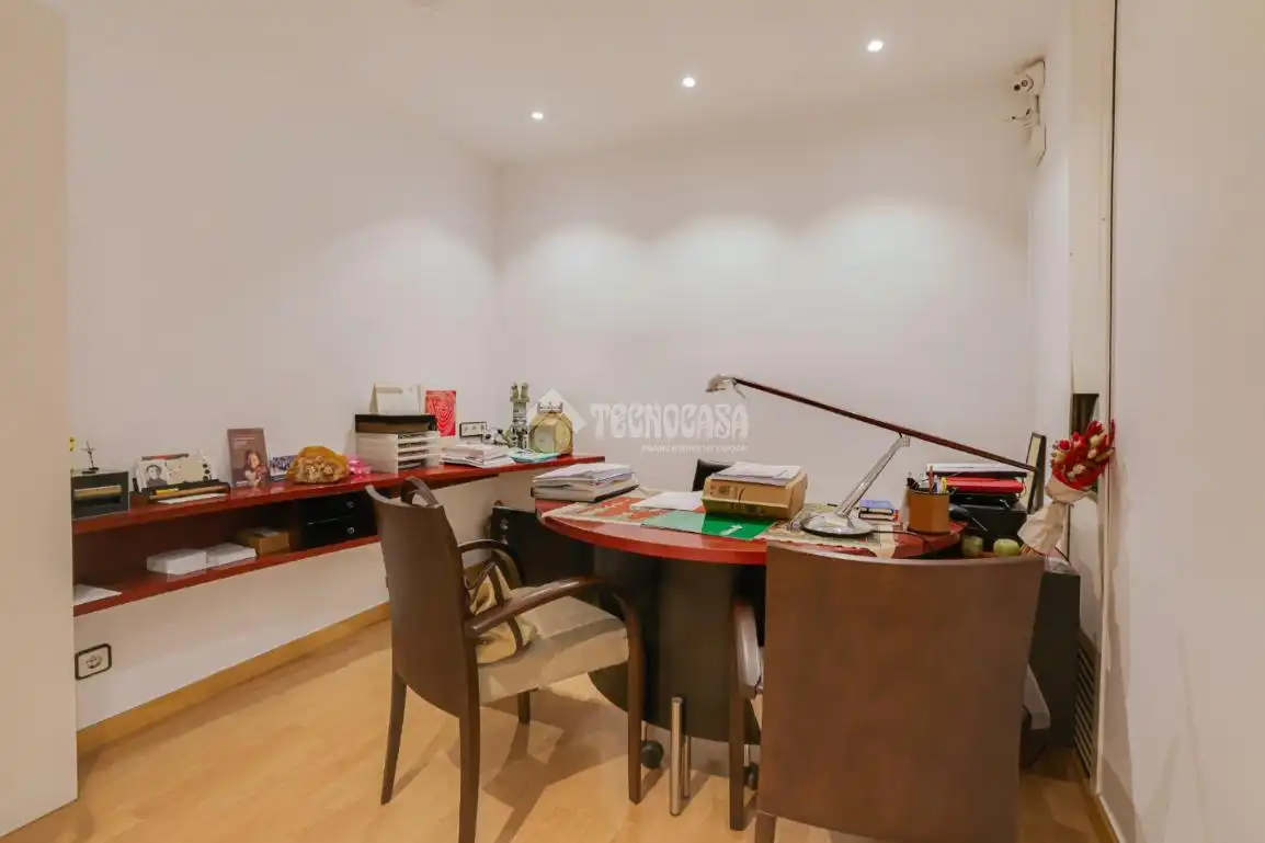Casa aparellada amb terrassa en venda a Centre - Can Nadal, imagen 44