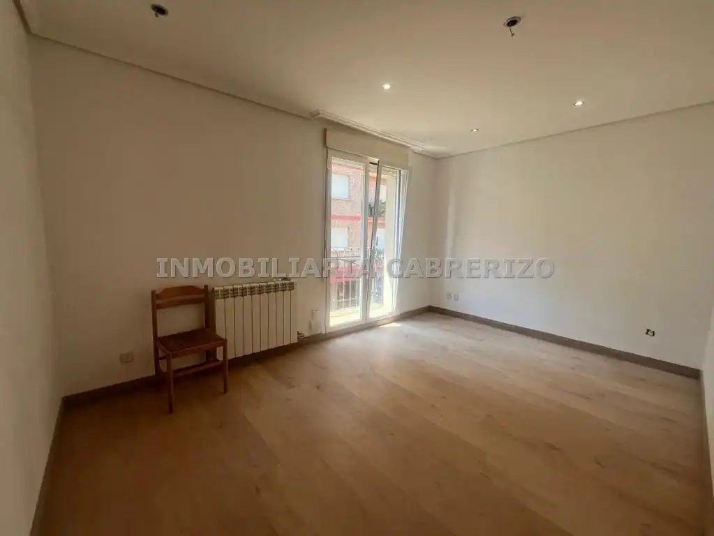 Apartamento en venta en  Logroño con Calefacción, Parquet y Terraza