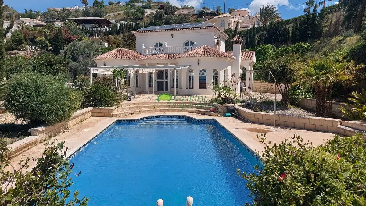 Vista exterior de Finca rústica en venta en Arenas con Aire acondicionado, Jardín privado y Terraza