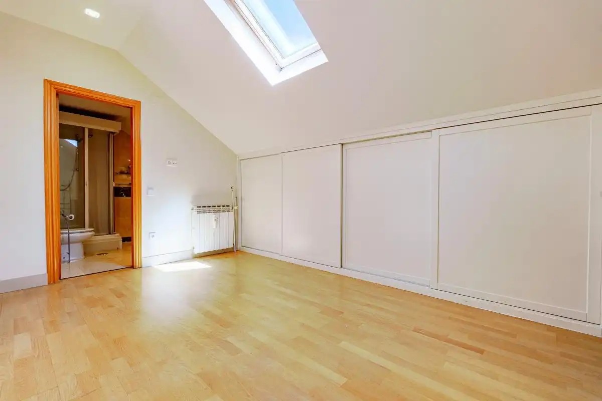 Ático en venta en Pozuelo de Alarcón con Aire acondicionado, Calefacción y Jardín privado