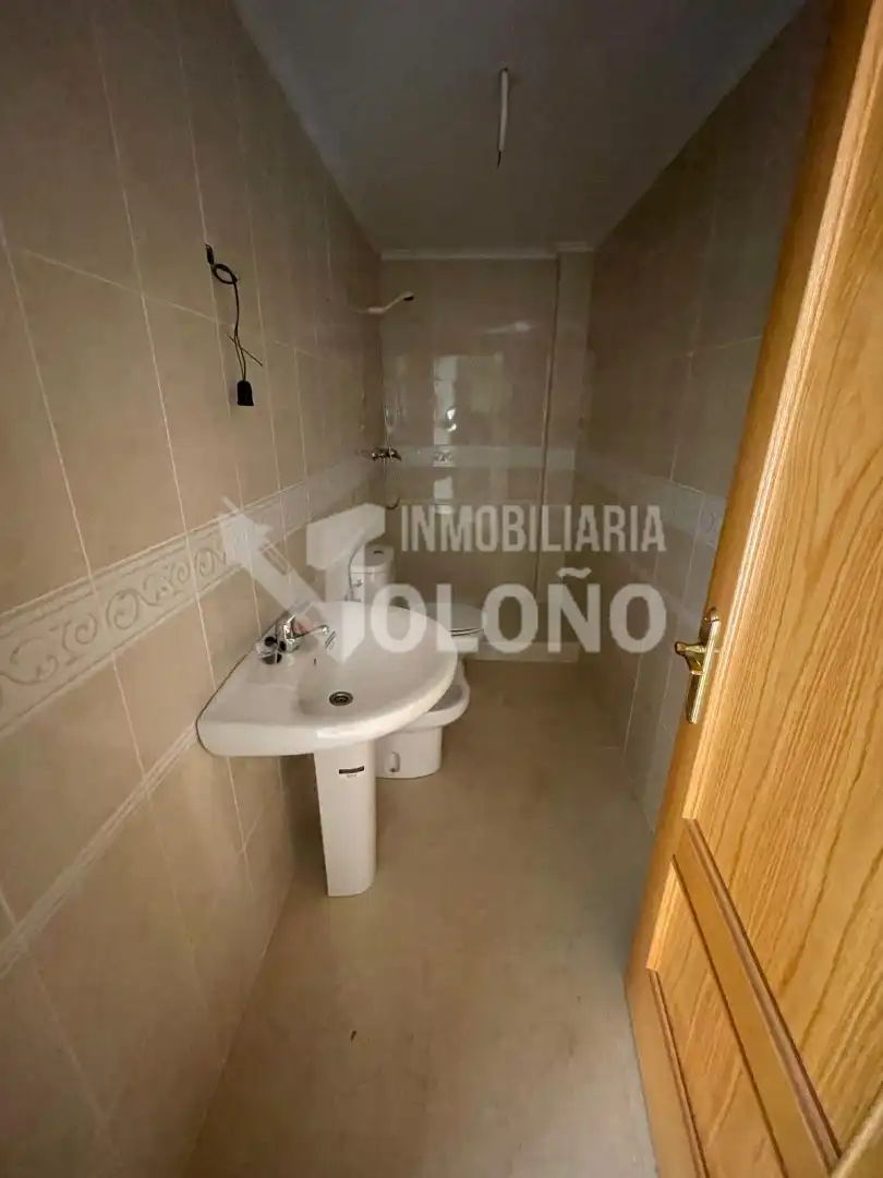 Bany de Apartament en venda en Tirgo amb Calefacció, Traster i Balcó