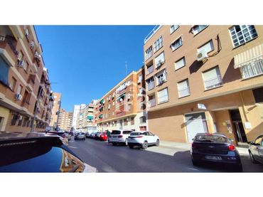 Appartement compact avec ascenseur à vendre à Calle Jesús Rincón Jiménez