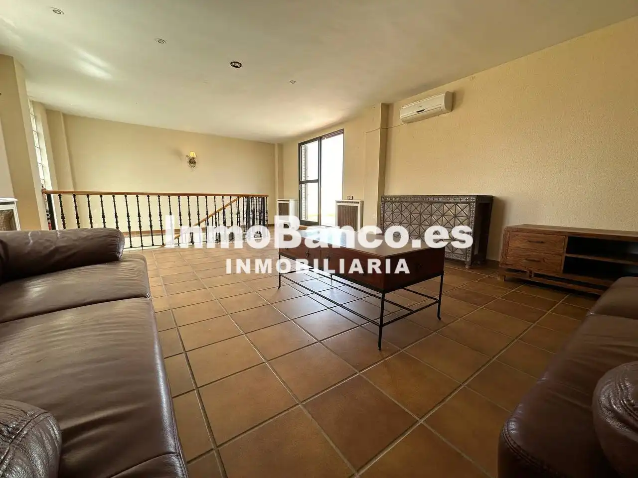 Casa o chalet de alquiler en Chiva con Aire acondicionado, Calefacción y Jardín privado