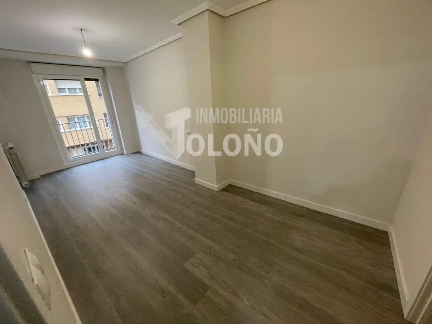 Sala de estar de Apartamento en venta en Haro con Calefacción, Parquet y Trastero