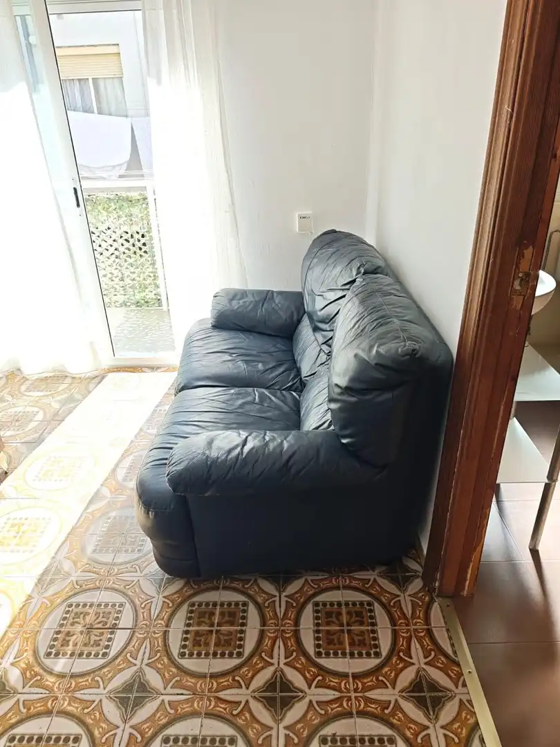 Außenansicht von Wohnung zur Miete in Granada mit Privatgarten, Möbliert und Balkon