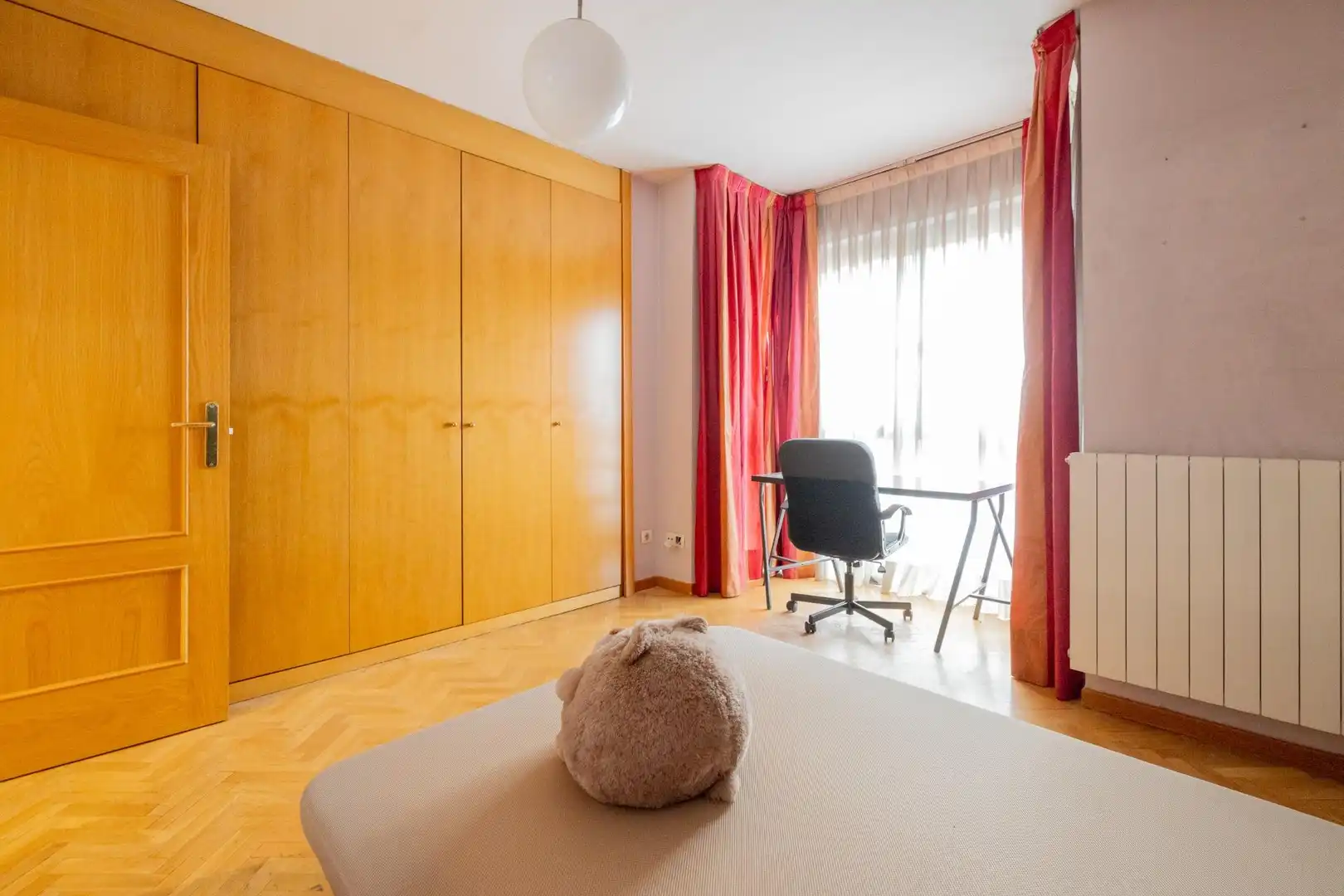 Habitación de Piso en venta en Madrid con Aire acondicionado, Calefacción y Jardín privado