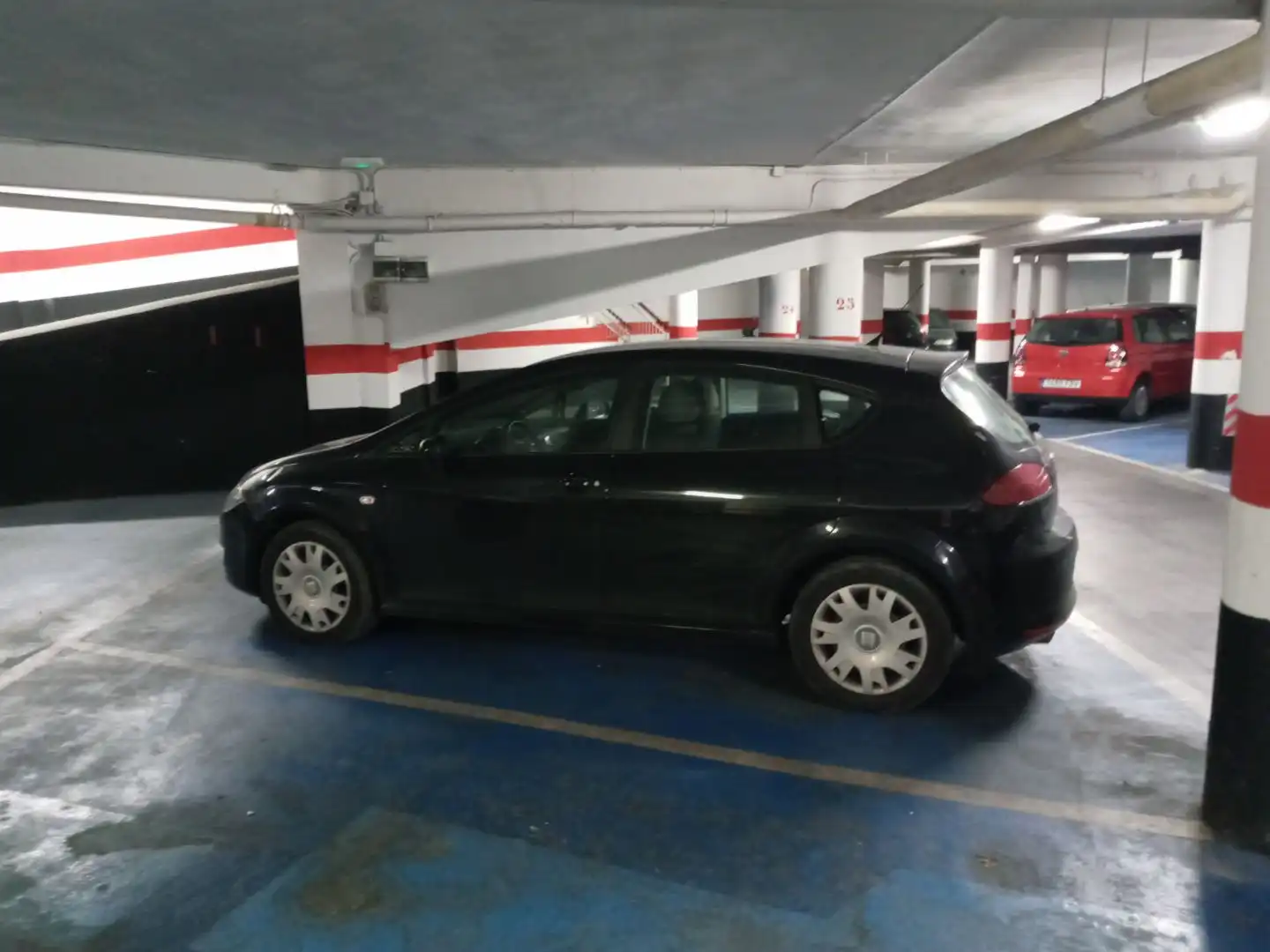 Parking of Garage for rent in Centro