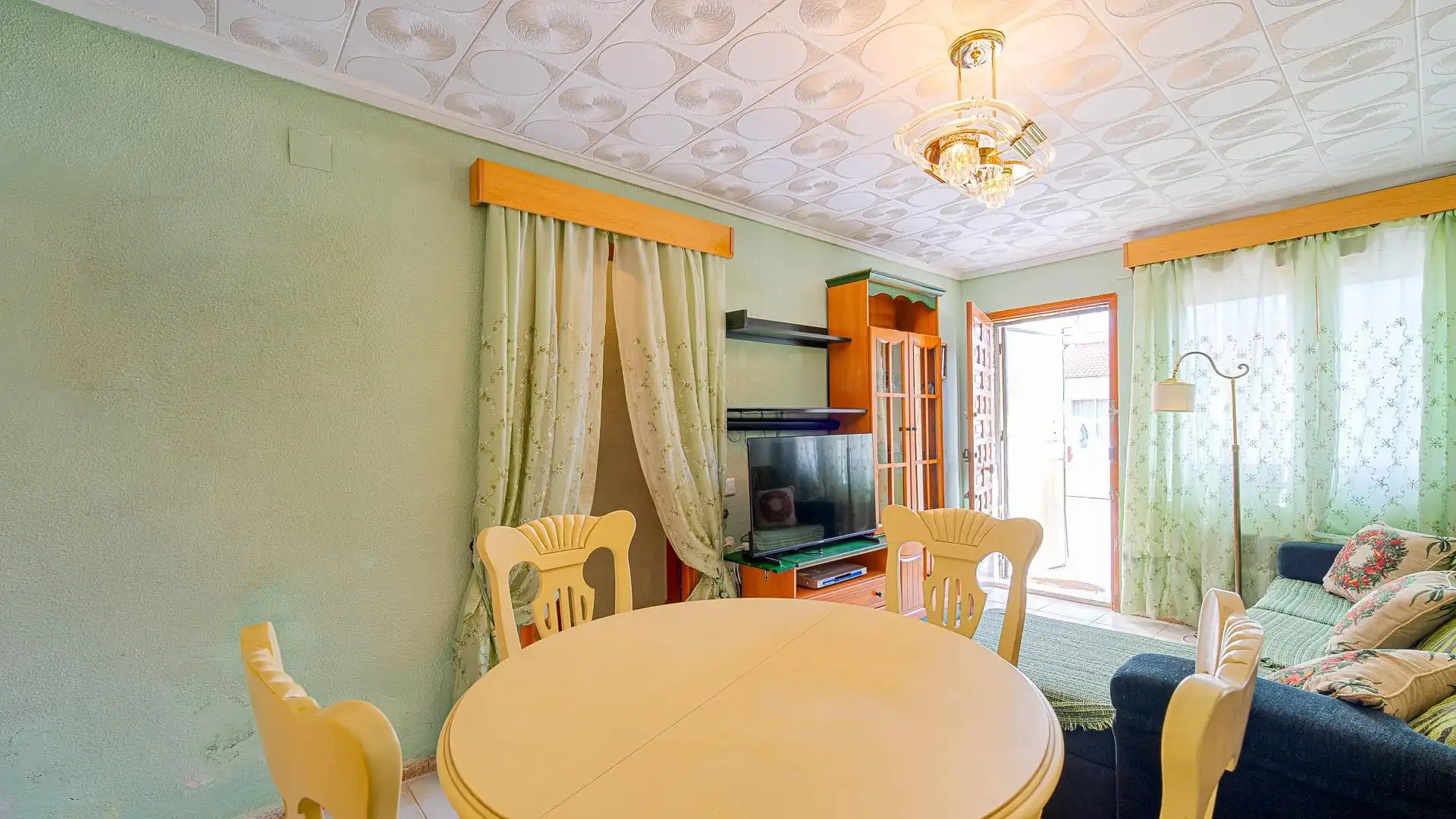 Comedor de Casa o chalet en venta en Torrevieja con Jardín privado y Trastero