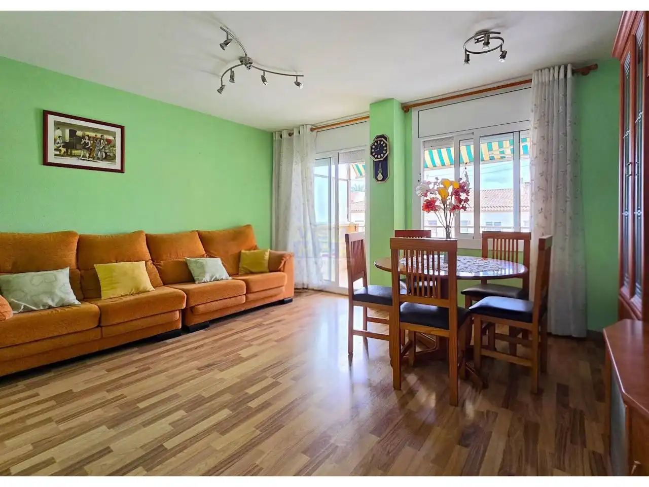 Living room of Flat for sale in Cubelles  with Parquet flooring and Terrace