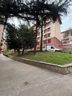 Local de lloguer a Kalamua Kalea, 6, Las Arenas