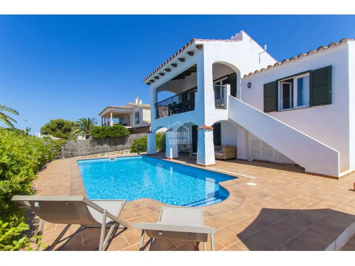 Houses for sale in Binibèquer