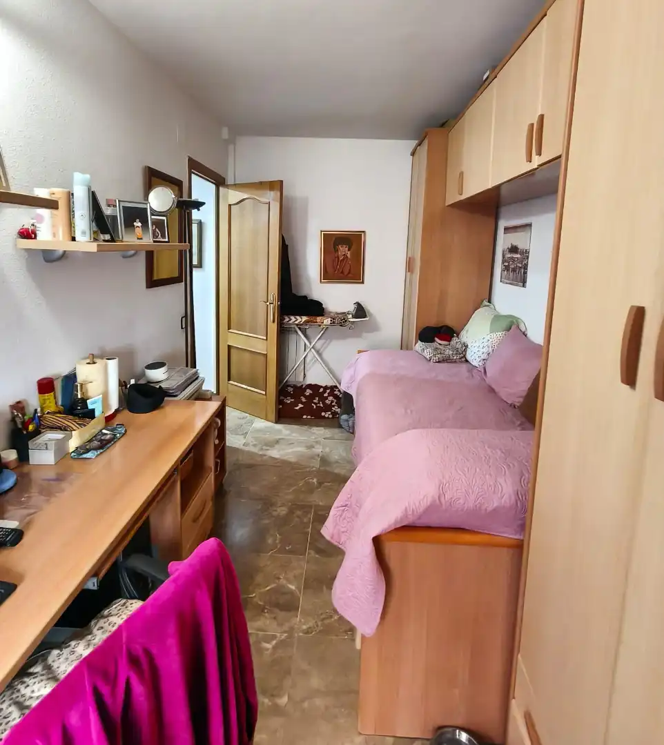 Schlafzimmer von Maisonette zum Verkauf in L'Hospitalet de Llobregat mit Klimaanlage, Heizung und Balkon