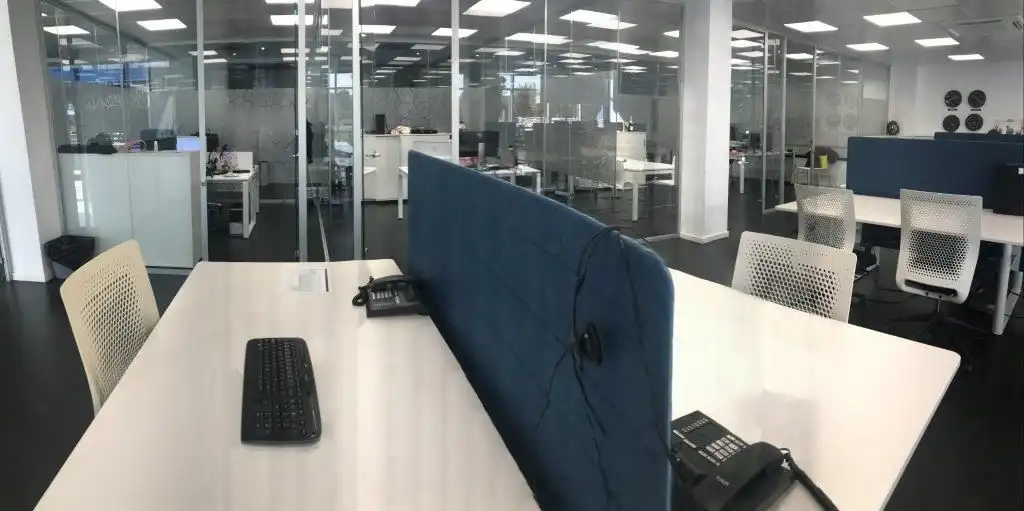 Office space to rent in Zona Industrial, imagen 3
