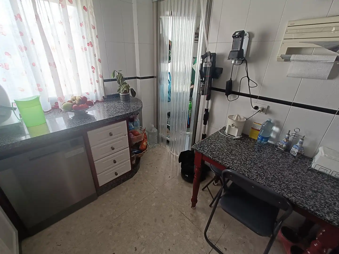Cuina de Pis en venda en Isla Cristina amb Aire condicionat, Moblat i Balcó