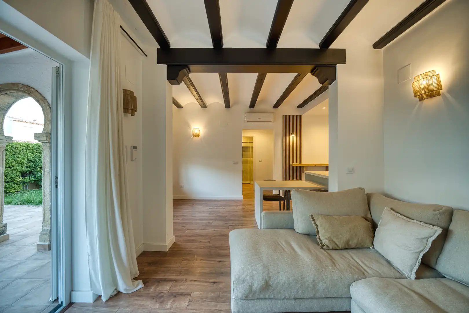Living room of Houses for rent in Jávea / Xàbia  with Air Conditioner, Private garden and Parquet flooring