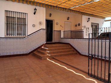 Casa aparellada en venda a El Real de la Jara
