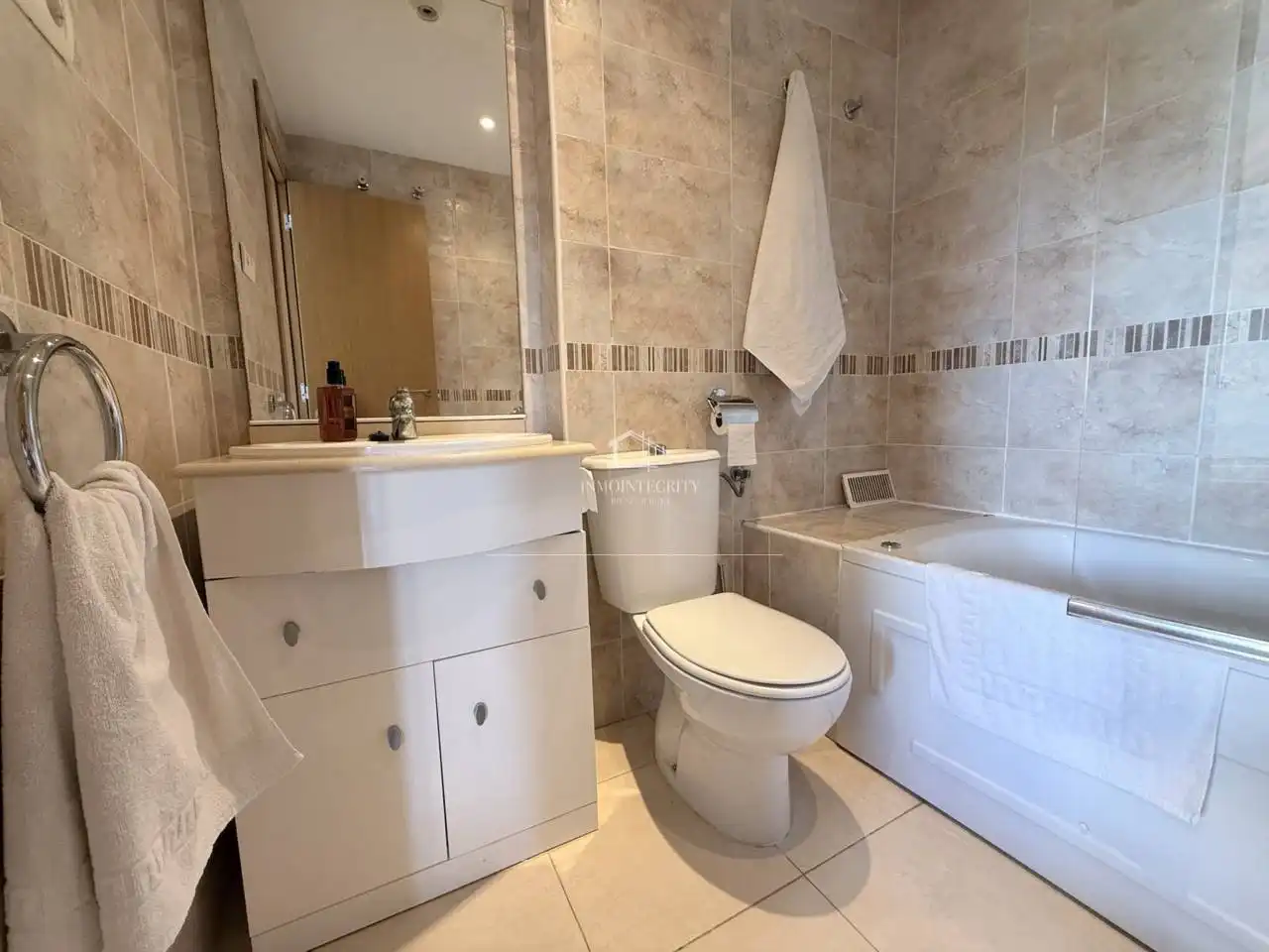 Bany de Apartament en venda en Oropesa del Mar / Orpesa amb Aire condicionat, Terrassa i Moblat