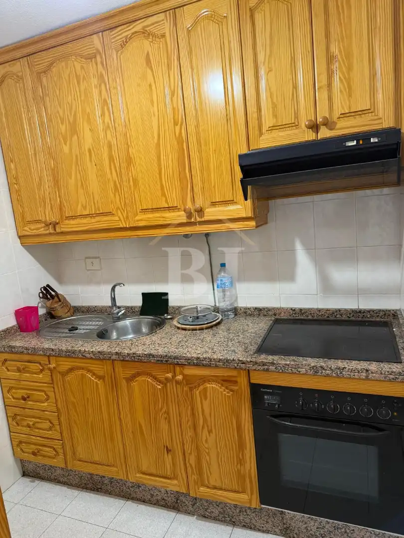 Cocina de Apartamento en venta en Arona con Terraza, Trastero y Amueblado