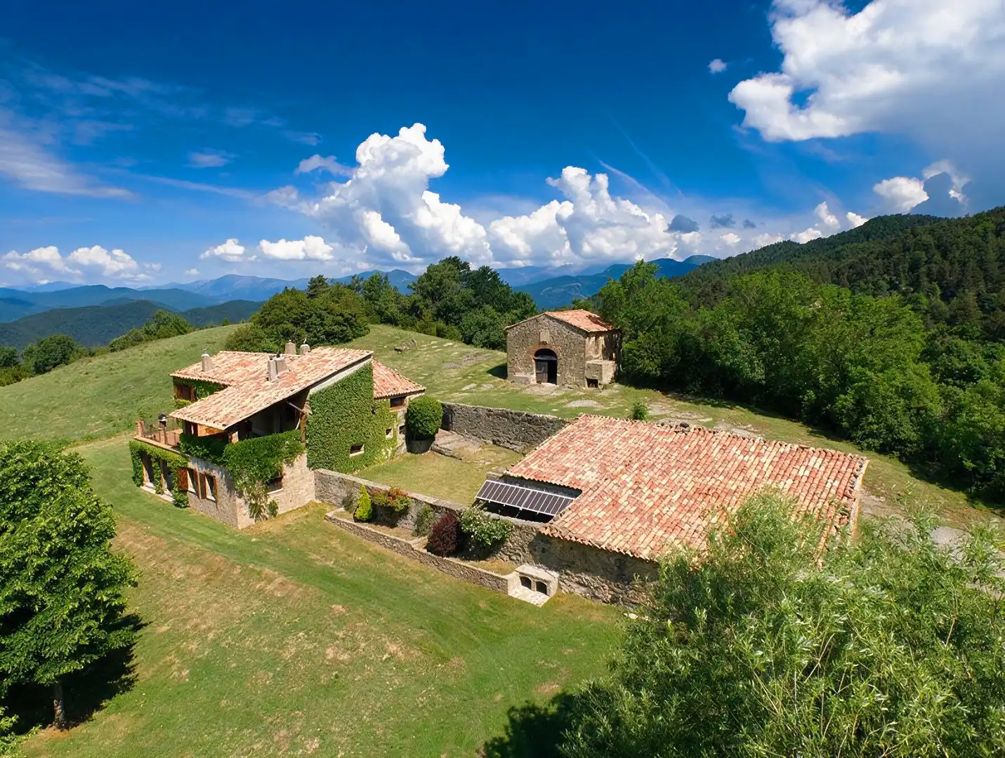 Casa rústica con piscina en venta en N/A
