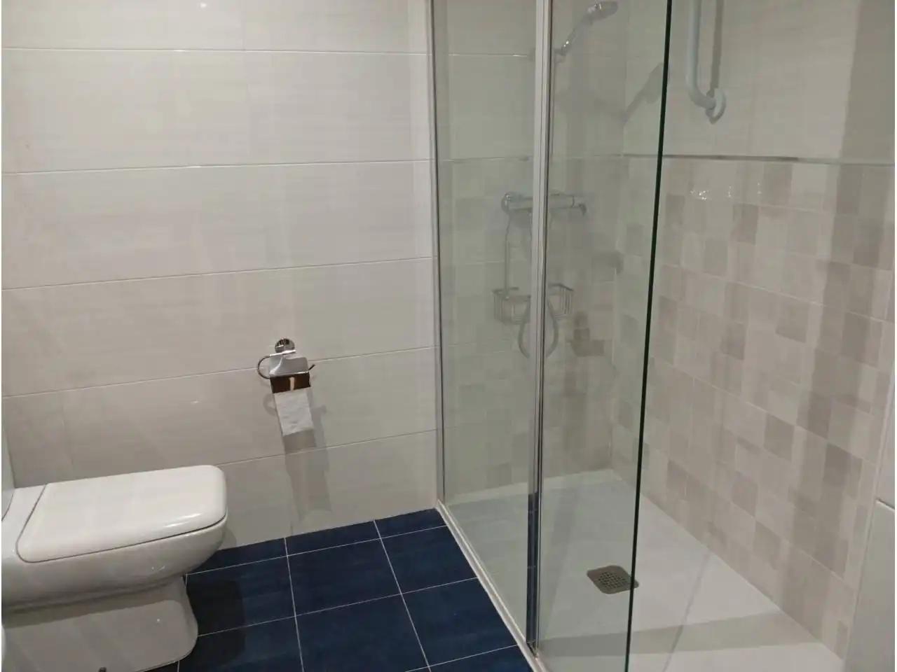 Bathroom of Flat for sale in Jerez de la Frontera  with Air Conditioner