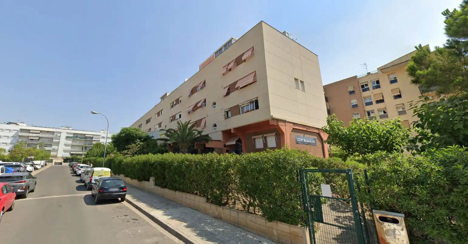Pis en venda a Calle Riu Besos 3 Escalera 5 Planta 2 Puerta 4 3