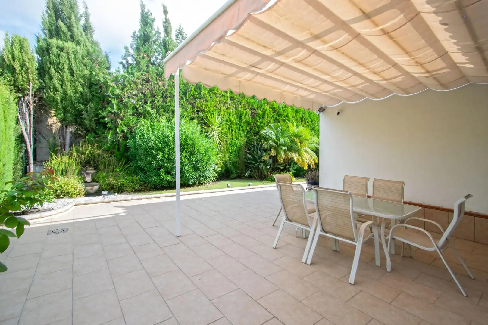 Villa con piscina in vendita a Loreto, imagen 4