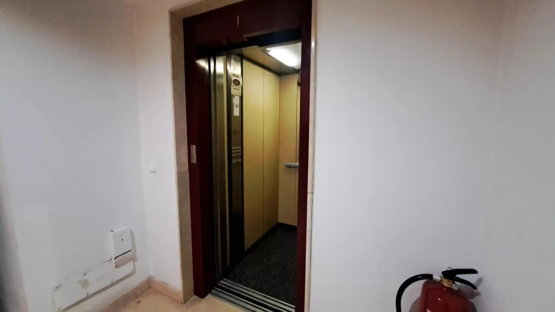 Piso en venta en Ponferrada con Calefacción y Terraza
