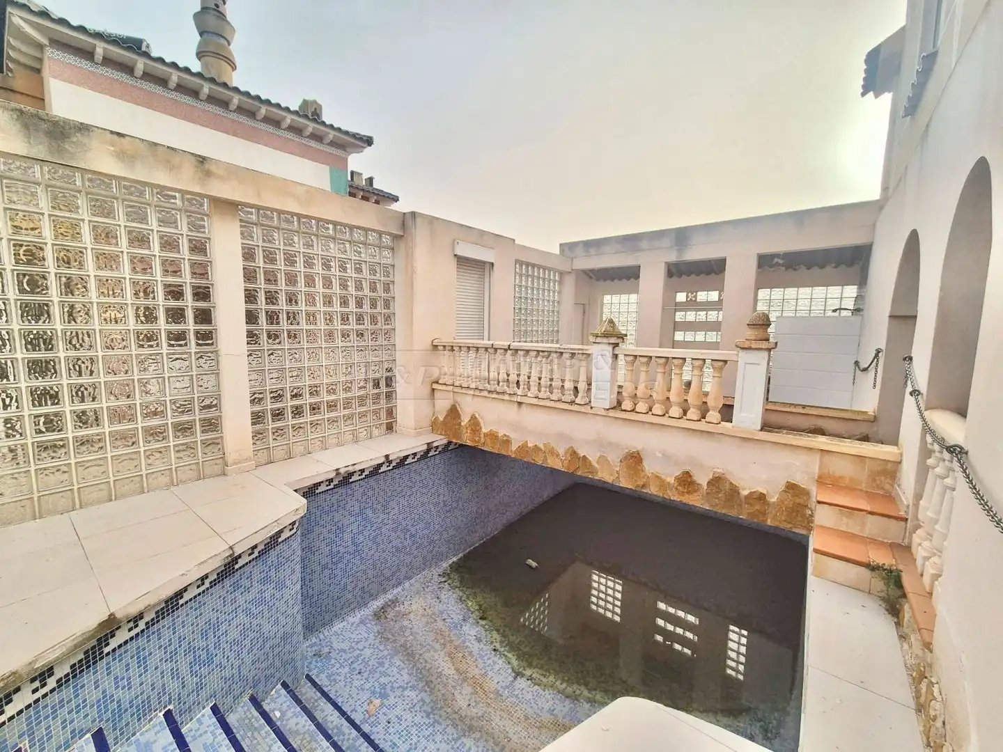 Piscina de Casa o xalet en venda en Orihuela amb Jardí privat, Terrassa i Piscina