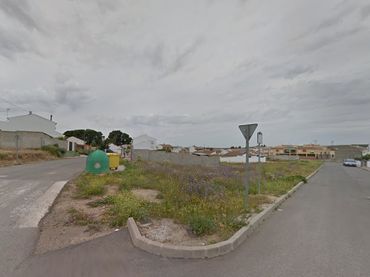 Wohnbaugrundstück zum Verkauf in Avenida Ocho de Marzo 4