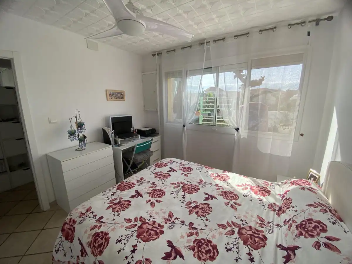 Dormitori de Casa o xalet en venda en Alcanar amb Aire condicionat, Calefacció i Jardí privat