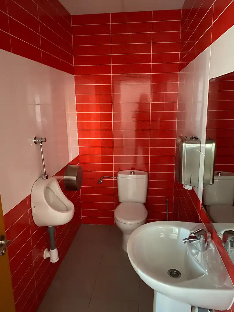 Baño de Oficina de alquiler en Mérida con Aire acondicionado y Calefacción