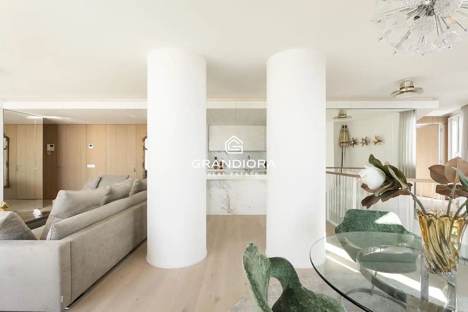Sala de estar de Ático en venta en Barcelona con Terraza, Amueblado y Alarma