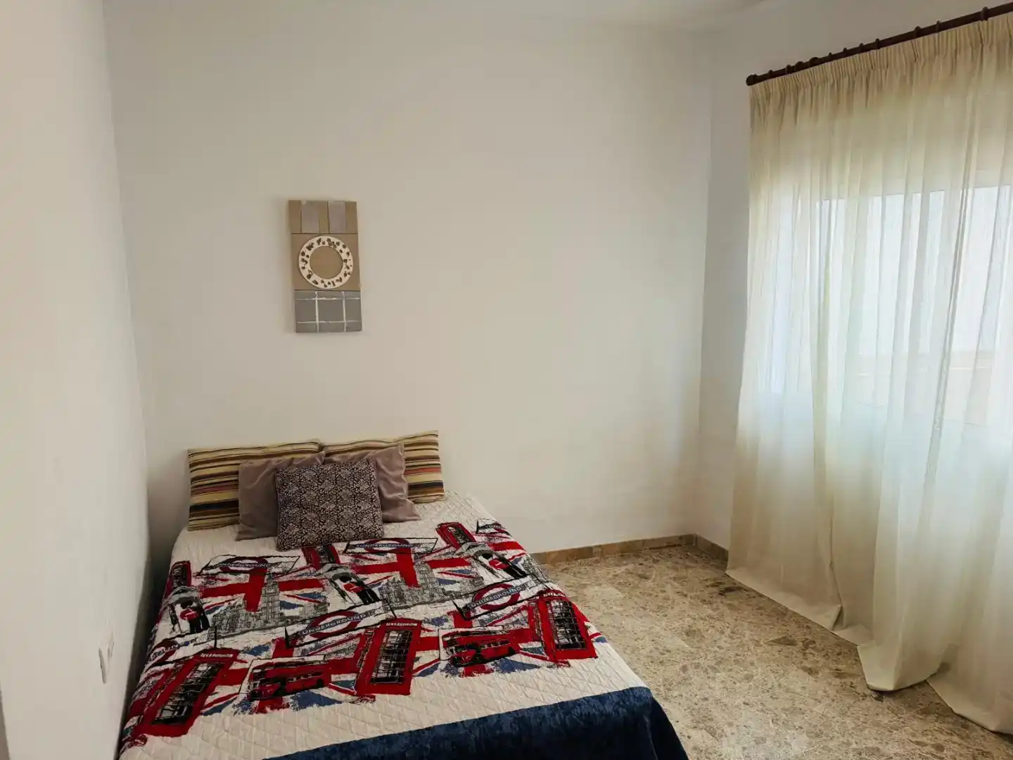 Habitación de Casa o chalet en venta en Pedro Abad con Trastero y Balcón