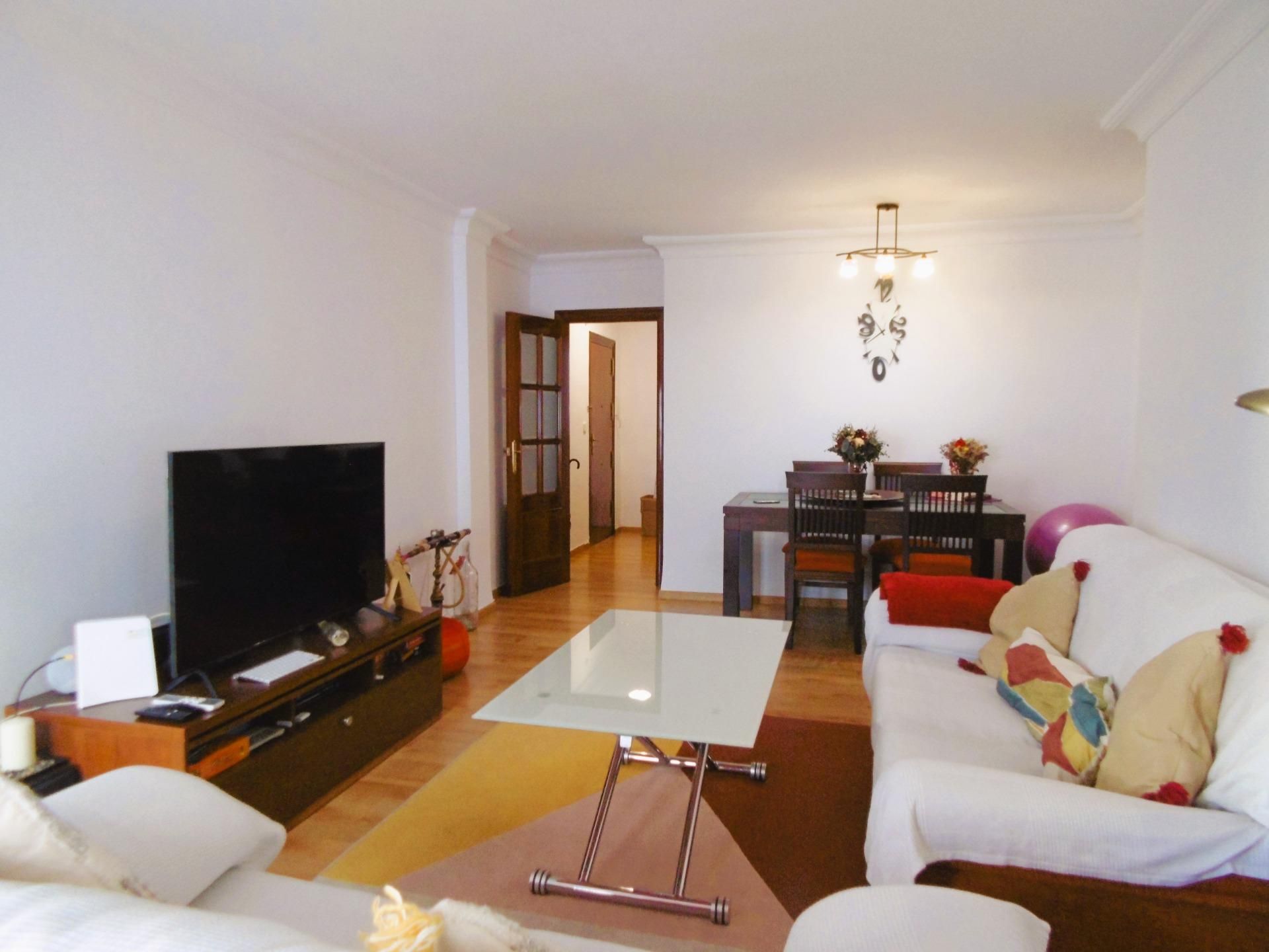 Sala d'estar de Pis en venda en  Huelva Capital amb Aire condicionat